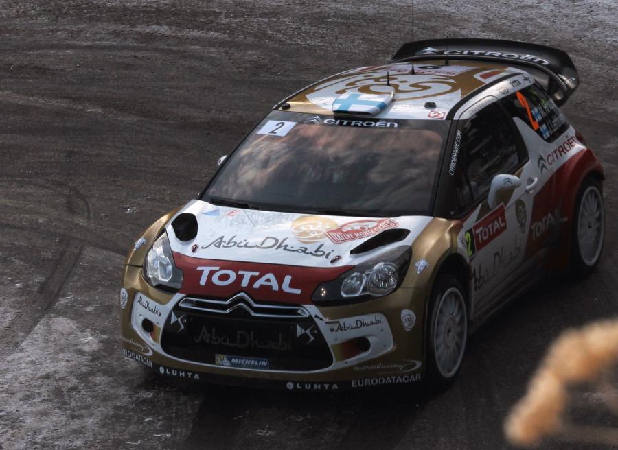  Citroen DS3 WRC 2013 года  (фото 7 из 11)